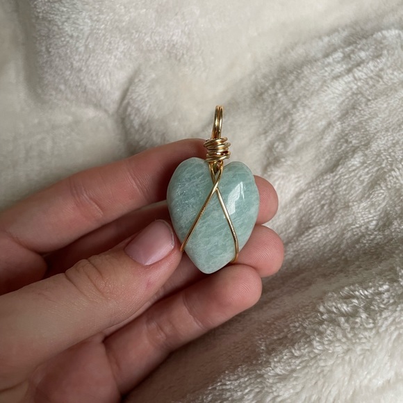 Amazonite heart wire wrap handmade pendant - Picture 1 of 3